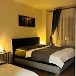 Modern Apartment In Old Town Prague